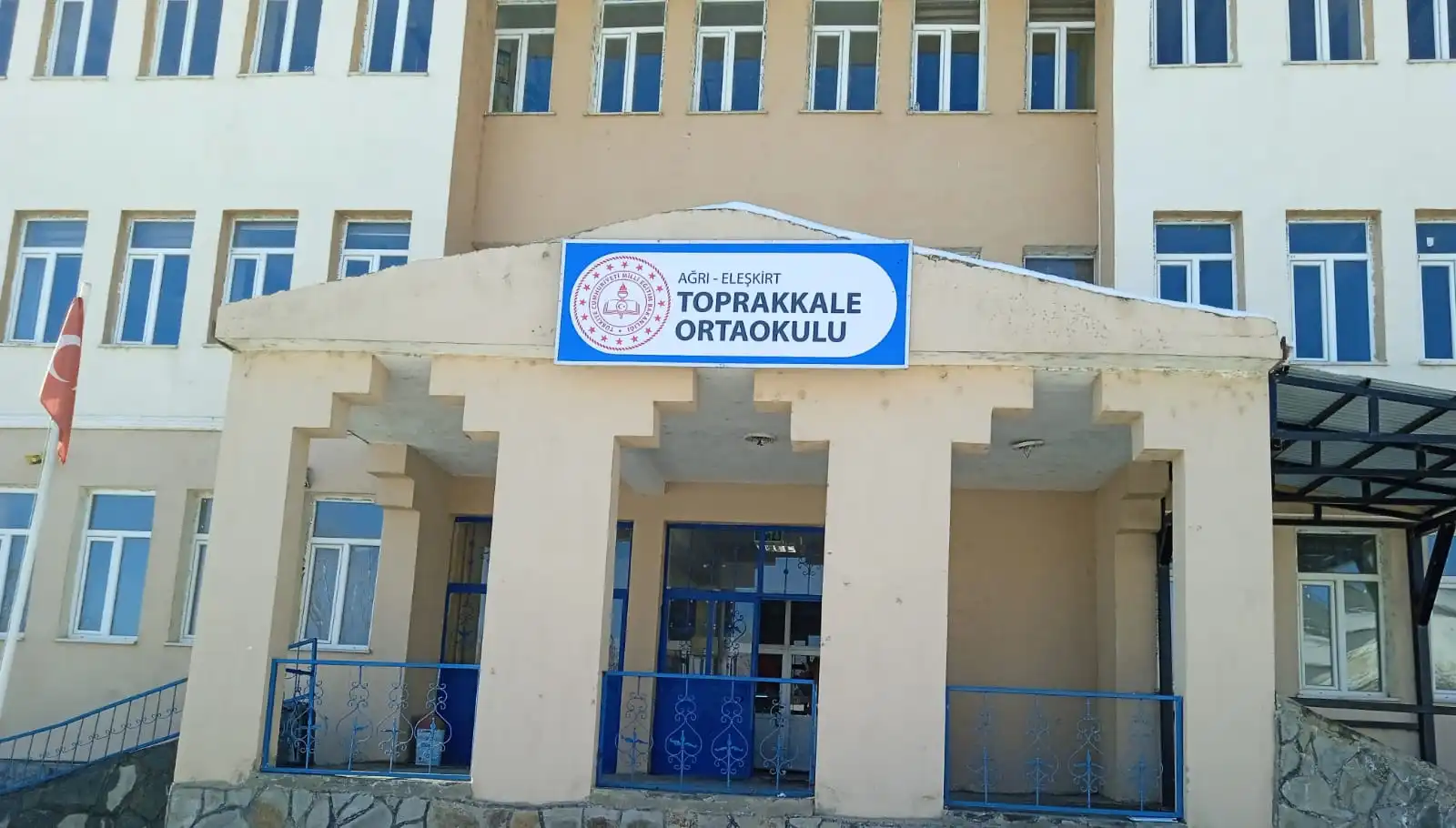 Ağrı Eleşkirt Toprakkale Ortaokulu Yangın Algılama ve İhbar Sistemi Bakım Projesi